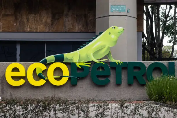 Exvicepresidente de Ecopetrol habría recibido presiones para contratar irregularmente gas desde Houston